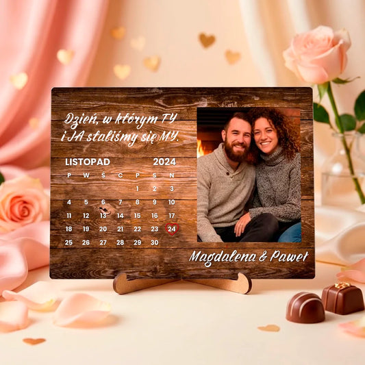 Personalizowana dekoracja stołowa z fotografią, tekstem i datą